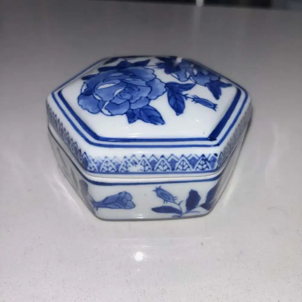 Vintage Blue and White Porcelain Hexagonal Chinoiserie Floral Trinket Box